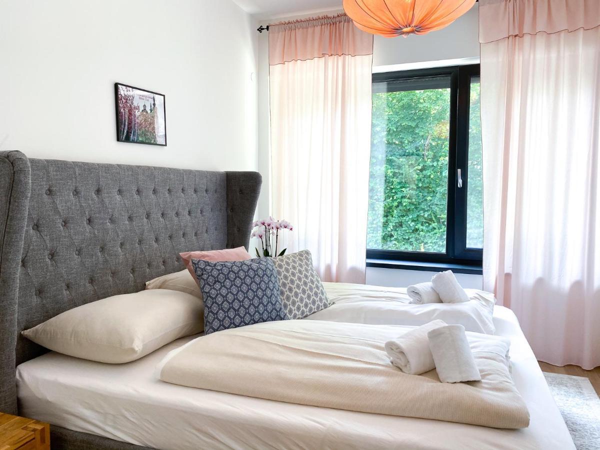 Apartment Aria Velden Velden am Woerthersee Exterior photo